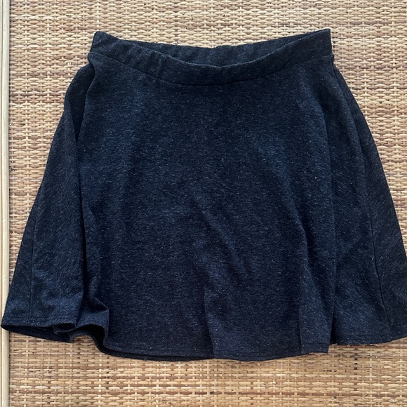 Nollie Dresses & Skirts - Nollie Black Circle Skirt